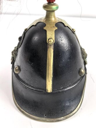 Bayern, Helm für Angehörige der Bürgerwehr Artillerie Modell 1850. Zusammengehöriges, in allen Teilen originales Stück