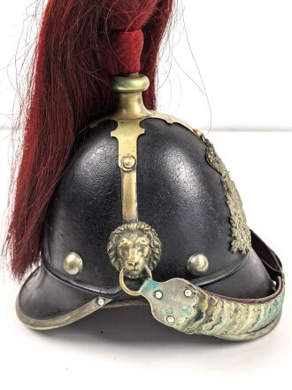 Bayern, Helm für Angehörige der Bürgerwehr Artillerie Modell 1850. Zusammengehöriges, in allen Teilen originales Stück