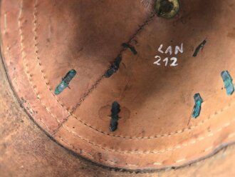Bayern, Helm für Angehörige der Bürgerwehr Kavallerie Modell 1850. Zusammengehöriges, in allen Teilen originales Stück