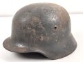 Luftwaffe, Stahlhelm Modell 1940. Originallack, ungereinigtes Stück, in allen Teilen original und zusammengehörig. hkp64