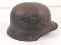 Luftwaffe, Stahlhelm Modell 1940. Originallack, ungereinigtes Stück, in allen Teilen original und zusammengehörig. hkp64