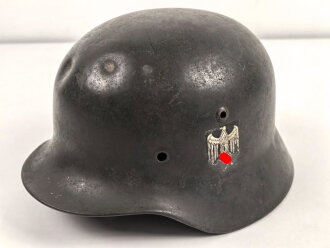 Heer, Stahlhelmglocke Modell 1935. Apfelgrüner,...