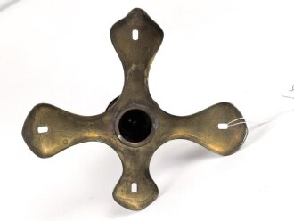 Kreuzblatt mit abnehmbarer Spitze für eine Pickelhaube für Offiziere, Messing