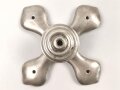 Kreuzblatt  für eine Pickelhaube Buntmetall versilbert, Gewinde 5,5mm