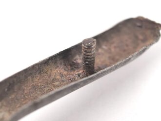 Hinterschiene für eine Pickelhaube, Eisen , Länge ohne Befestigungen ca 16,5cm