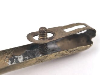 Hinterschiene für eine Pickelhaube, Messing, Länge ohne Befestigungen ca 17cm