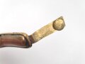 Hinterschiene für eine Pickelhaube, Messing, Länge ohne Befestigungen ca 17cm