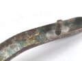 Hinterschiene für eine Pickelhaube, Messing, Länge ohne Befestigungen ca 16,5cm