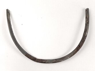 Vorderschiene für eine Pickelhaube, Gesamtlänge...