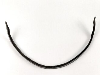 Vorderschiene für eine Pickelhaube, Gesamtlänge...