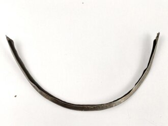 Vorderschiene für eine Pickelhaube, Gesamtlänge...