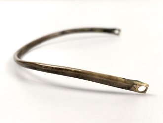 Vorderschiene für eine Pickelhaube, Gesamtlänge etwa 27,5cm, Messing