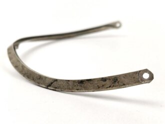 Vorderschiene für eine Pickelhaube, Gesamtlänge etwa 30cm, Buntmetall versilbert