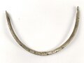 Vorderschiene für eine Pickelhaube, Gesamtlänge etwa 30cm, Buntmetall versilbert