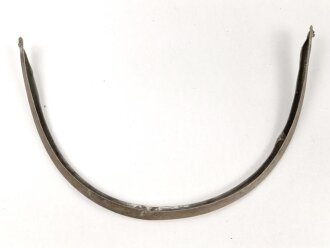 Vorderschiene für eine Pickelhaube, Gesamtlänge...