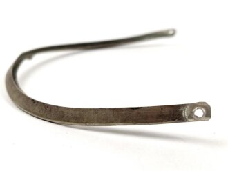Vorderschiene für eine Pickelhaube, Gesamtlänge etwa 32cm, Buntmetall versilbert