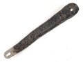 Teil einer Schuppenkette für eine Pickelhaube. Gesamtlänge 17cm, silbern