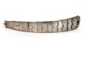 Teil einer Schuppenkette für eine Pickelhaube. Gesamtlänge 17,5cm, silbern