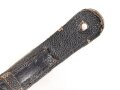 Teil einer Schuppenkette für eine Pickelhaube. Gesamtlänge 17,5cm, silbern