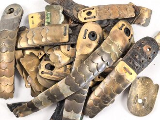 Konvolut Teile für Schuppenkette Messing, gewöbt