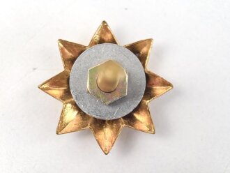 Kaiserreich, Sternschraube für eine Pickelhaube für Offiziere, je 18mm Kantenlänge. Sie erhalten ein ( 1 ) Stück. Neuzeitliche Sammleranfertigung