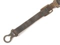 1.Weltkrieg, Kinnriemen für eine Pickelhaube für Mannschaften. Gesamtlänge mit Beschlägen 33cm