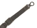1.Weltkrieg, Kinnriemen für eine Pickelhaube für Mannschaften. Gesamtlänge mit Beschlägen 31cm. Neuzeitliche Fertigung