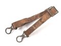 1.Weltkrieg, Kinnriemen für eine Pickelhaube für Mannschaften. Gesamtlänge mit Beschlägen 35cm. Neuzeitliche Fertigung