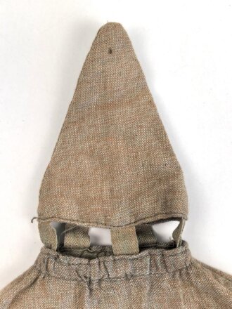 1.Weltkrieg, feldgrauer Überzug für eine Pickelhaube für Offiziere. Getragen, guter Gesamtzustand