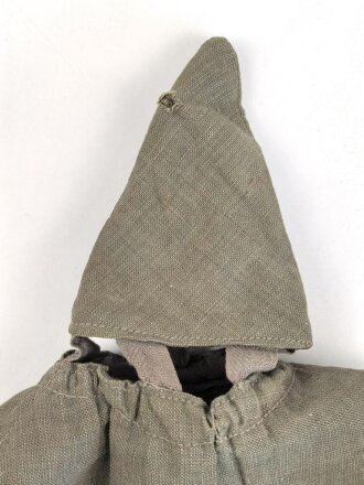 1.Weltkrieg, feldgrauer Überzug für eine Pickelhaube für Offiziere. Getragen, guter Gesamtzustand, grünliche Variante