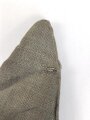 1.Weltkrieg, feldgrauer Überzug für eine Pickelhaube für Offiziere. Getragen, guter Gesamtzustand, grünliche Variante