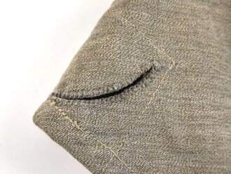 1.Weltkrieg, feldgrauer Überzug Modell 1915 ( zweiteilig )  für eine Pickelhaube . Guter Zustand, selten