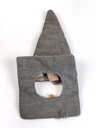 1.Weltkrieg, Oberteil für einen feldgrauen Überzug Modell 1915 ( zweiteilig )  für eine Pickelhaube .  Defekt