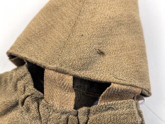 1.Weltkrieg, feldgrauer Überzug für einen  Helm der Kürassiere oder Jäger zu Pferd. Getragenes Stück in gutem Gesamtzustand