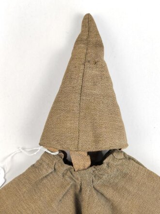 1.Weltkrieg, feldgrauer Überzug für einen  Helm der Kürassiere oder Jäger zu Pferd. Getragenes Stück in gutem Gesamtzustand
