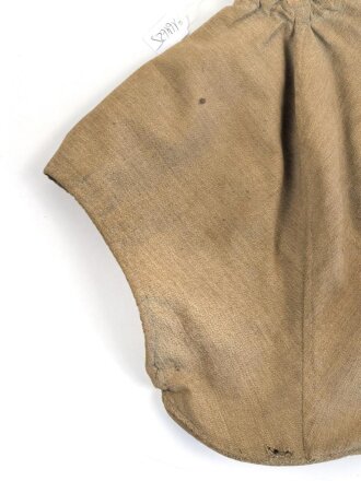 1.Weltkrieg, feldgrauer Überzug für einen  Helm der Kürassiere oder Jäger zu Pferd. Getragenes Stück in gutem Gesamtzustand