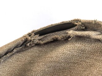 1.Weltkrieg, feldgrauer Überzug für einen  Helm der Kürassiere oder Jäger zu Pferd. Getragenes Stück in gutem Gesamtzustand