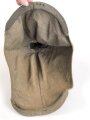1.Weltkrieg, feldgrauer Überzug für einen  Helm der Kürassiere oder Jäger zu Pferd. Getragenes Stück in gutem Gesamtzustand