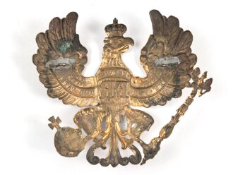 Preußen, Emblem für eine Pickelhaube für Mannschaften. Messing vergoldet, Befestigungsabstand etwa 74mm