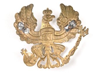Preußen, Emblem für eine Pickelhaube für Mannschaften. Messing vergoldet, Befestigungsabstand etwa 74mm