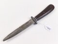 Kampfmesser / Stiefelmesser Wehrmacht. Hersteller "Fabrik Marke  PUMA Solingen" Scheide fehlt, Klingenspitze abgebrochen