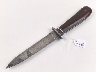 Kampfmesser / Stiefelmesser Wehrmacht. Hersteller...