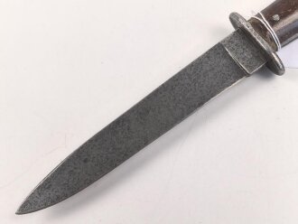 Kampfmesser / Stiefelmesser Wehrmacht. Hersteller "PUMA Solingen" Scheide fehlt