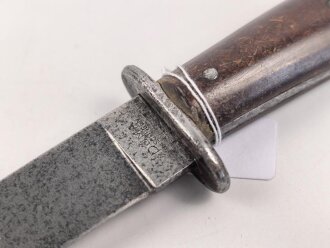 Kampfmesser / Stiefelmesser Wehrmacht. Hersteller "PUMA Solingen" Scheide fehlt
