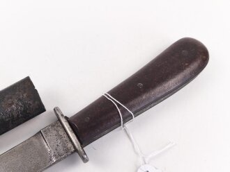 Kampfmesser / Stiefelmesser Wehrmacht. Hersteller "PUMA Solingen" Scheide Originallack