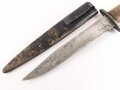 Kampfmesser / Stiefelmesser Wehrmacht. "Bowieklinge" Scheide Originallack