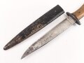 Kampfmesser / Stiefelmesser Wehrmacht. "Bowieklinge" Scheide Originallack
