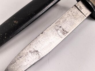 Kampfmesser / Stiefelmesser Wehrmacht. "Bowieklinge" Scheide Originallack