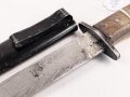 Kampfmesser / Stiefelmesser Wehrmacht. "Bowieklinge" Scheide Originallack
