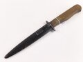 Kampfmesser / Stiefelmesser Wehrmacht. "Bowieklinge" Scheide Originallack